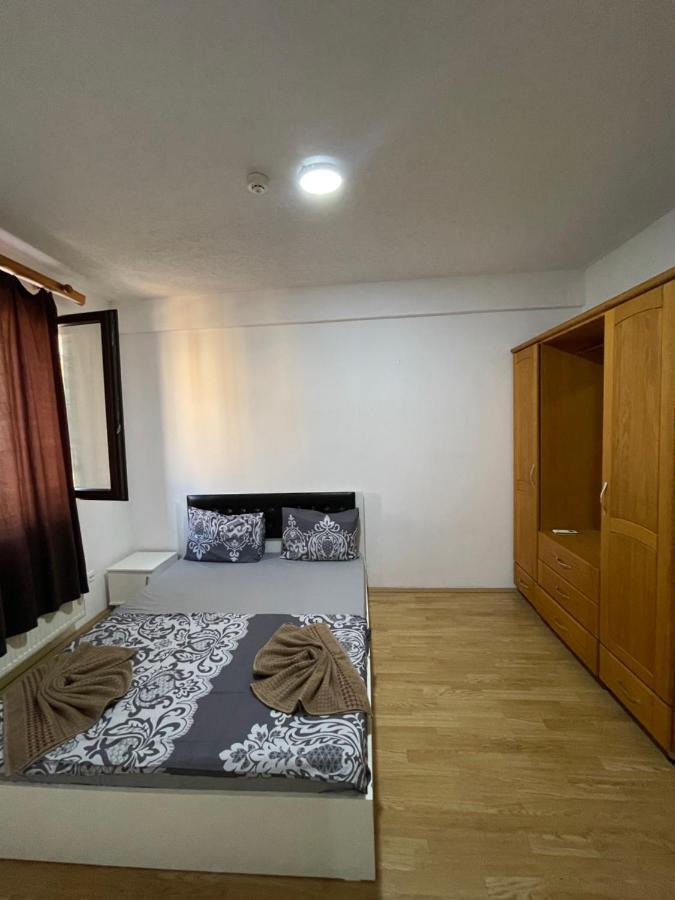 פריזרן Ela Hostel מראה חיצוני תמונה